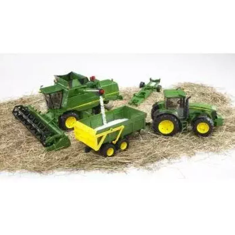 Mini-traktori BRUDER John Deere T670i