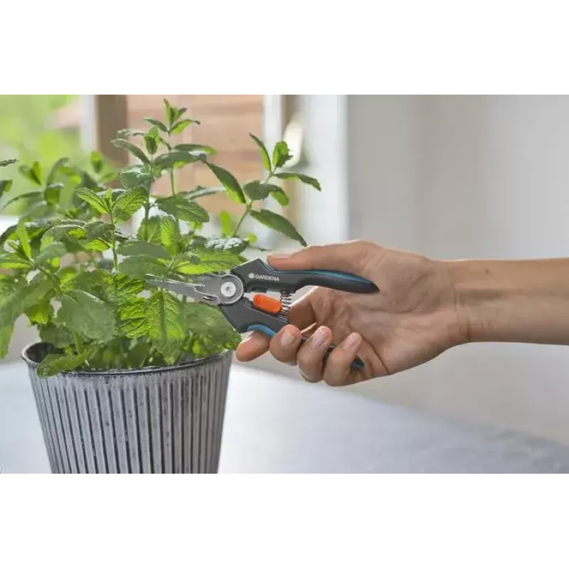Oksasakset Gardena GripCut 12213-20 muovikahva musta vihreä ruostumaton terä