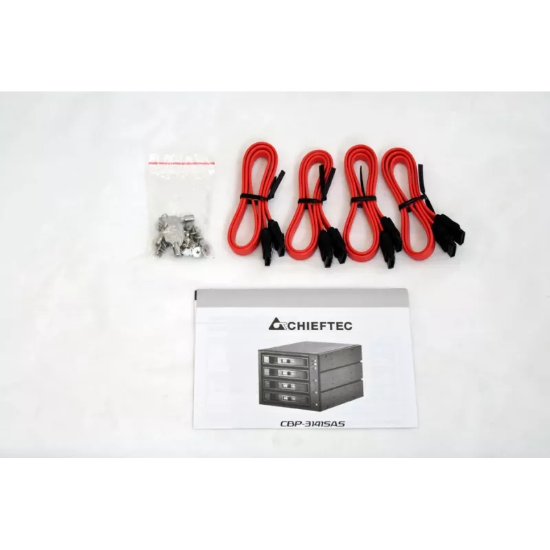 Chieftec CBP-3141SAS asemapaikan peitelevy musta