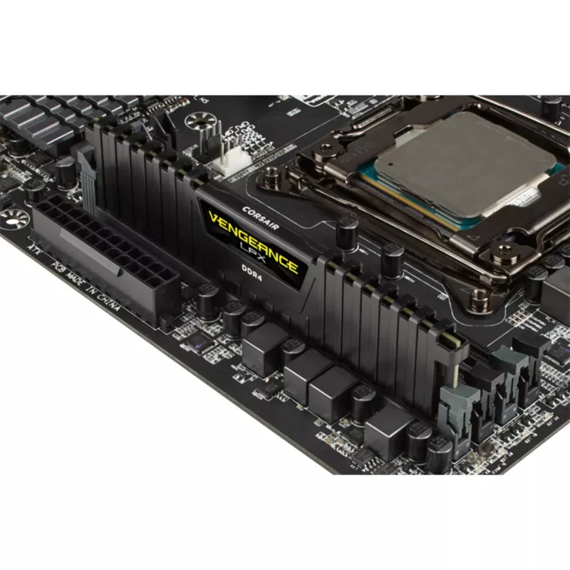 CORSAIR keskusmuisti 8GB DDR4 3000MHz C16 Lpx musta