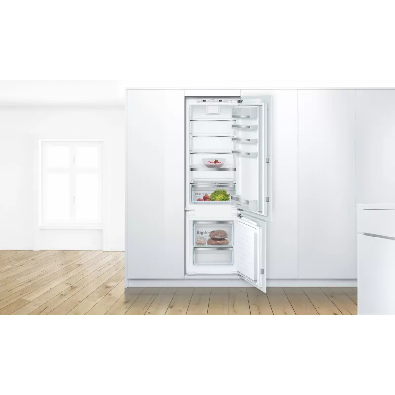 Bosch Serie 6 KIS87ADD0 jää-pakastinyhdistelmä kalusteisiin 270 L