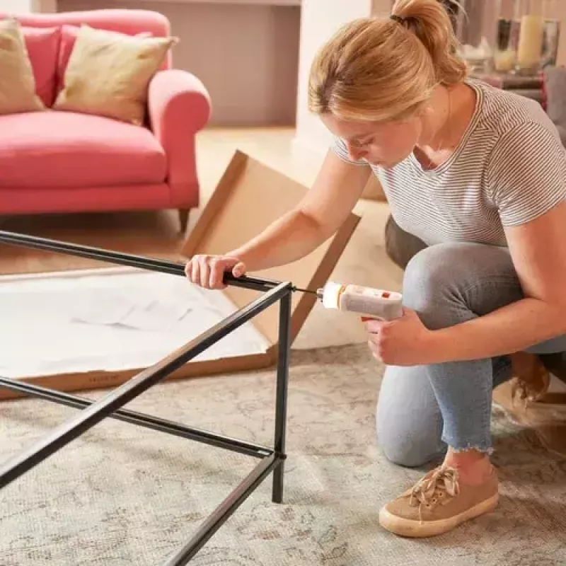 Black & Decker BCRTA01 -akkuruuvinväännin, 180 kierr./min, 5,5 N⋅m, 3,6 V