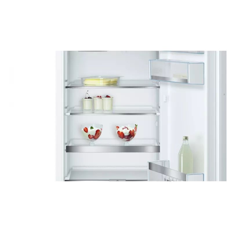 Bosch Serie 6 KIL72AFE0 kalusteisiin asennettava jääkaappi-pakastin 248 L