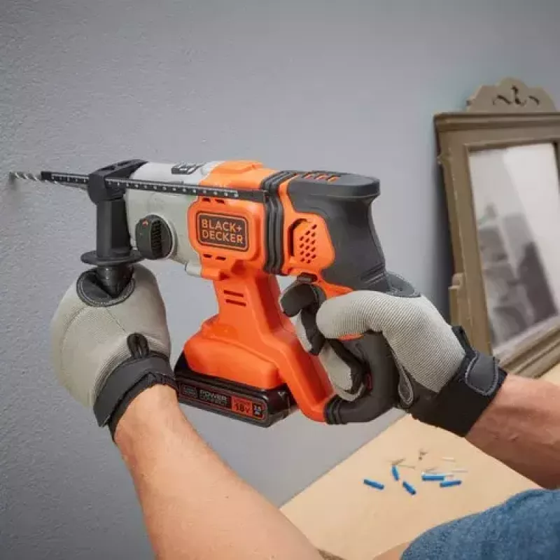 Porakone Black & Decker BCD900E2K-QW 1880 RPM SDS Plus, 2,5 Ah akku