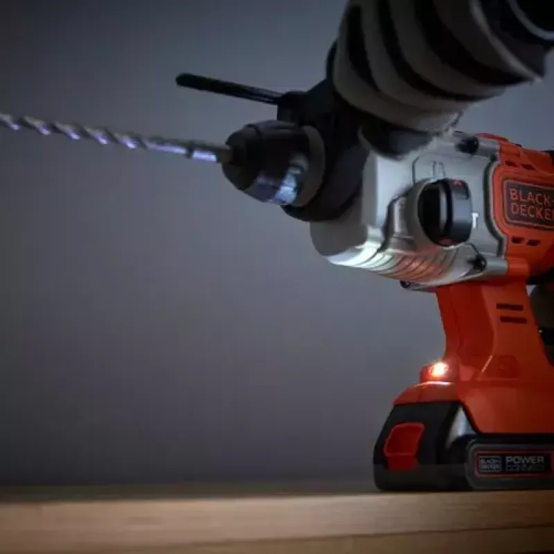 Porakone Black & Decker BCD900E2K-QW 1880 RPM SDS Plus, 2,5 Ah akku