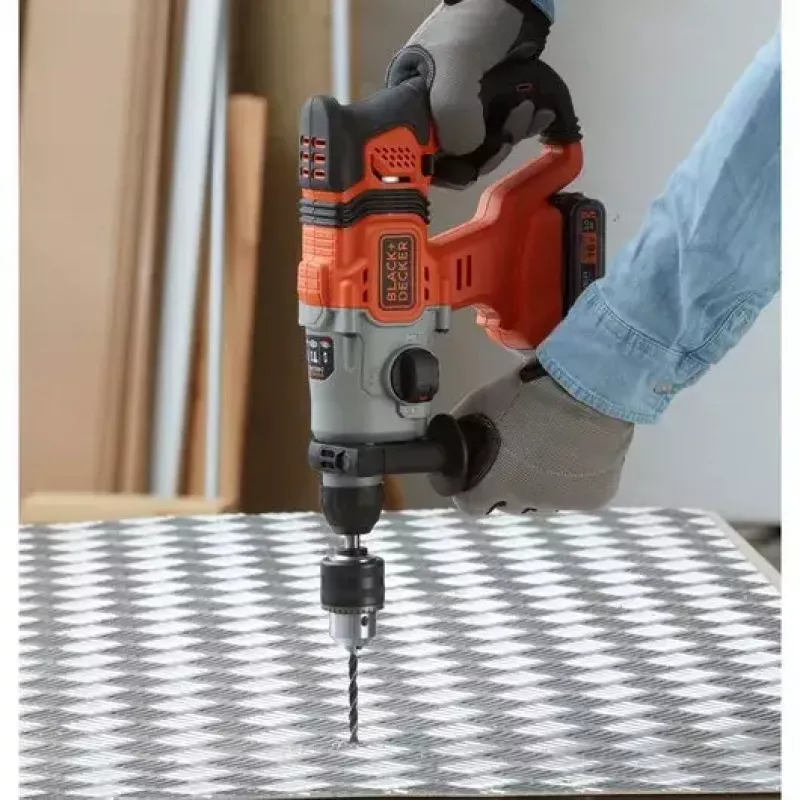 Porakone Black & Decker BCD900B-XJ