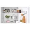 Bosch Serie 4 KUR21VFE0 jääkaappi kalusteeseen 134 L valkoinen