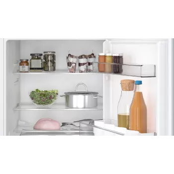 Bosch Serie 4 KUR21VFE0 jääkaappi kalusteeseen 134 L valkoinen