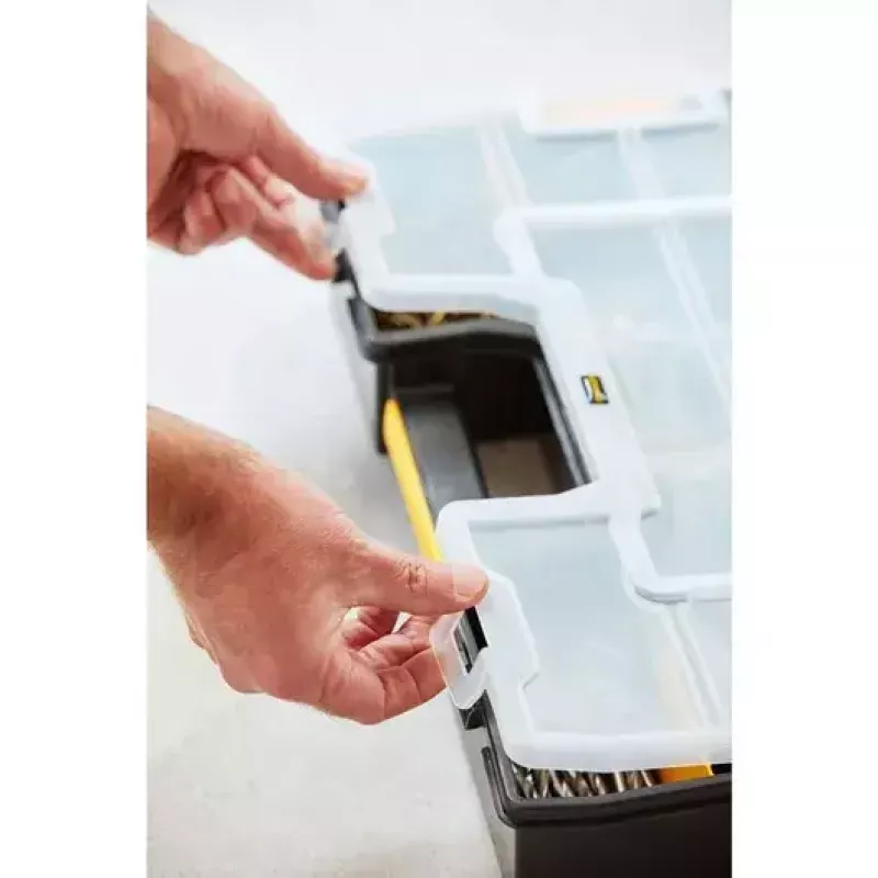 Pientarvikelaatikko Stanley CUBIX Sort Master Organizer