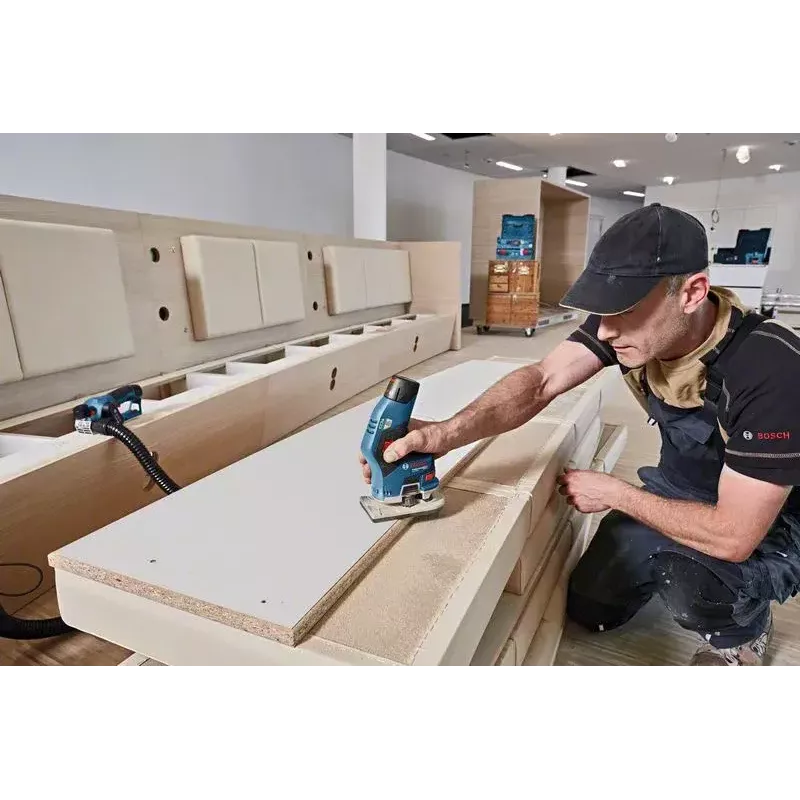 Bosch GKF 12V-8 Professional, 13 000 kierrosta/min, musta, sininen, punainen