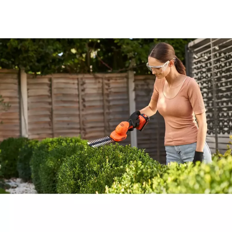 Pensasleikkuri Black & Decker BCSS18D1-QW 18V akku