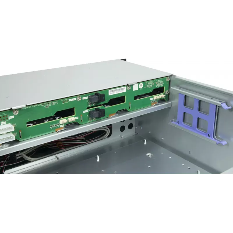 Inter-Tech IPC Storage 4U-4708 19" palvelinkotelo räkkiin, 4U, 8x 2,5/3,5" Hot-Swap HDD -paikkaa, SAS 12G -taustalevy, E-ATX, 4x edessä + 2x takana 80 mm tuuletinta, musta