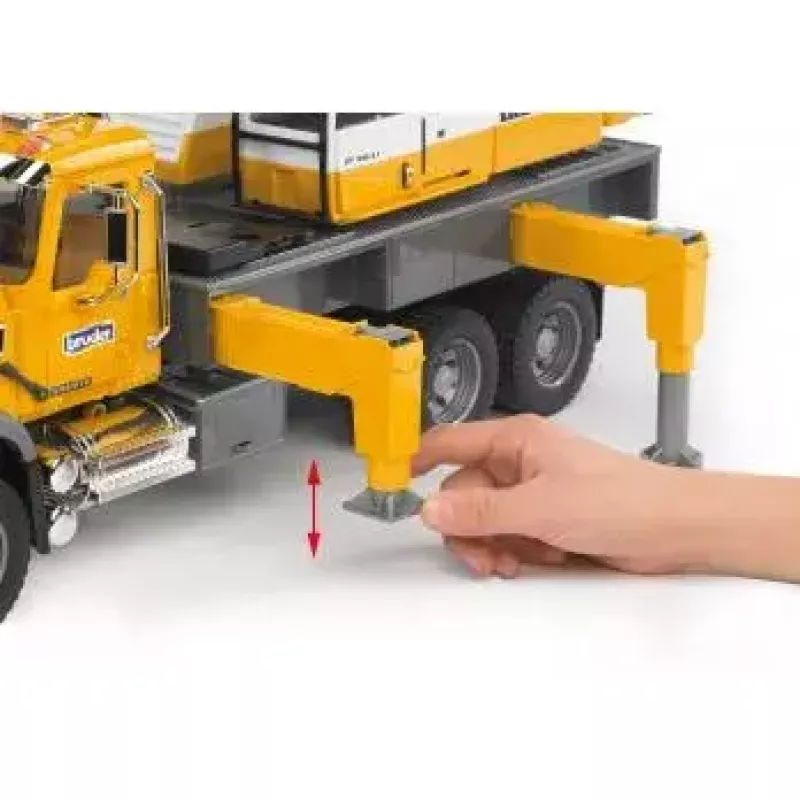 Nosturiauto BRUDER MACK Granite Liebherr
