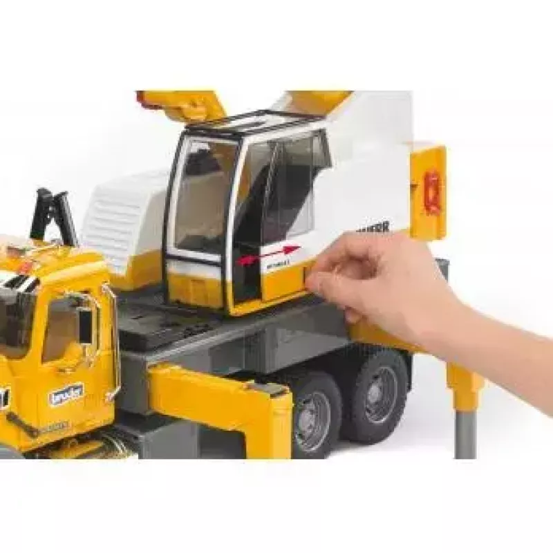 Nosturiauto BRUDER MACK Granite Liebherr