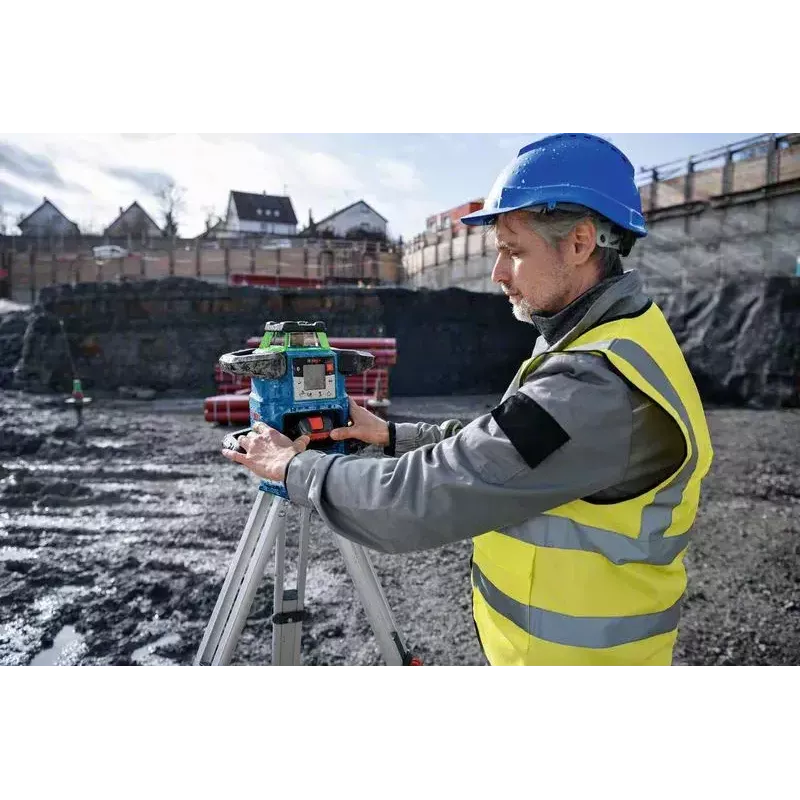 Bosch GRL 650 CHVG Professional akkukäyttöinen pyörivä laser, 70 m, vihreä laser, 18 V, ProCORE18V 4,0 Ah akulla, pidikkeellä ja kotelolla, sininen