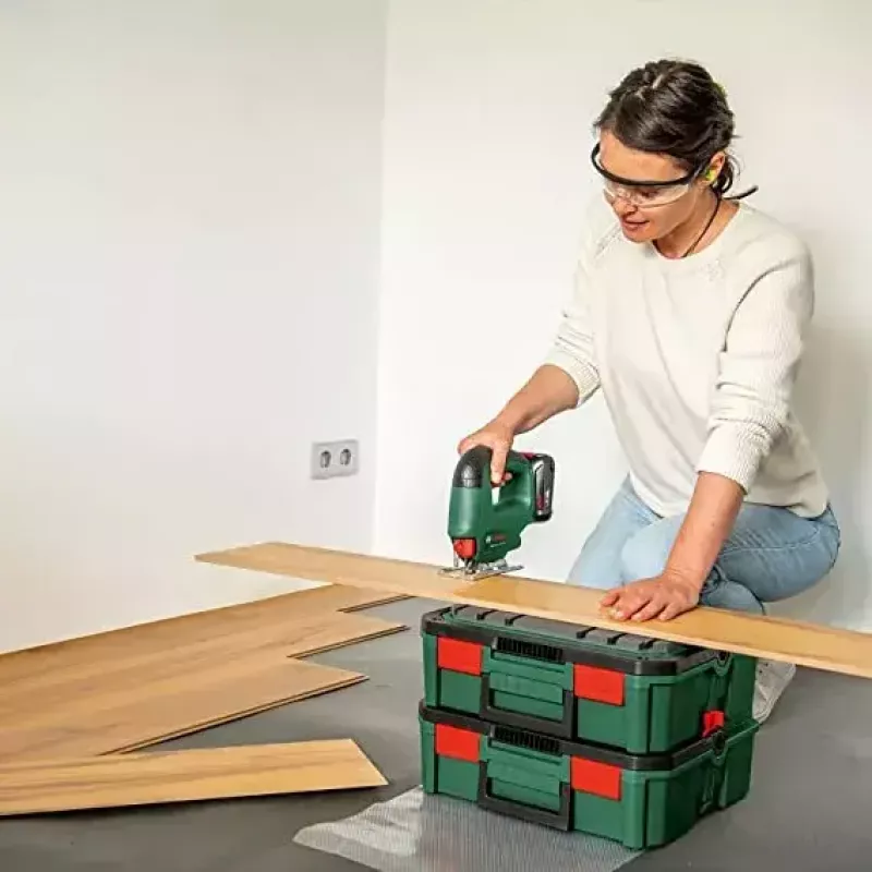 Bosch EasySaw 18V-70 pistosaha 2600 iskua/min 1.3 kg