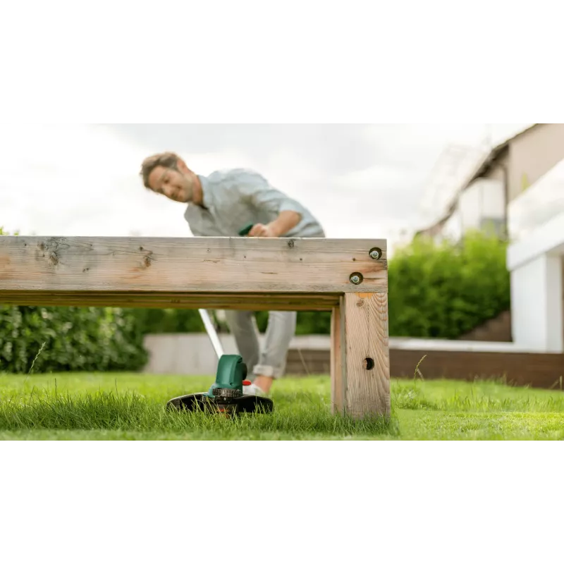 Bosch UniversalGrassCut 18V-26 26 cm akku musta, vihreä