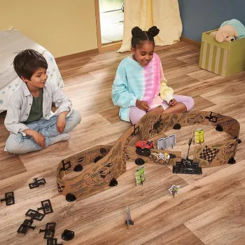 VTech Car-Board Racers 563904, 5 vuotta, paristot vaaditaan, AA, pahvi, kumi, monivärinen