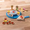 Melissa & Doug syntymäpäiväkakku – puiset leikkiruoat sekoituskoristeilla ja 7 kynttilällä