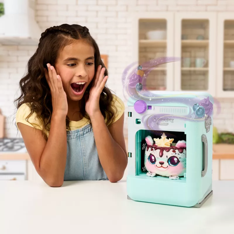 Moose Toys Cookeez Makery Freezy Cakez, poika/tyttö, 5 vuotta, äänellä