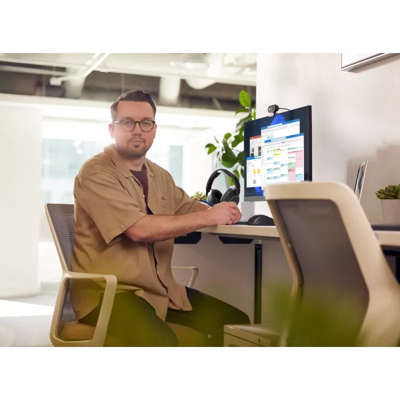 HP Poly Voyager Surround 85 UC USB-C kuulokemikrofoni +USB-C/A sovitin +latausteline