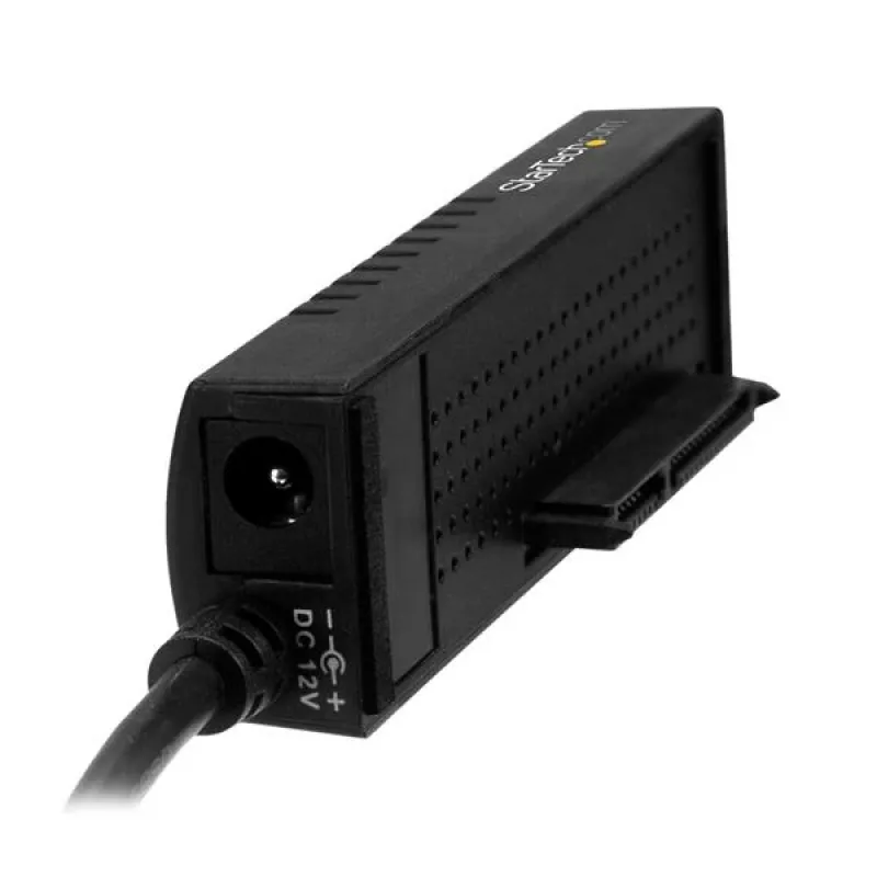 StarTech.com USB 3.1 (10 Gbps) -sovitinkaapeli 2,5 tuuman/3,5 tuuman SATA-asemille – USB-C