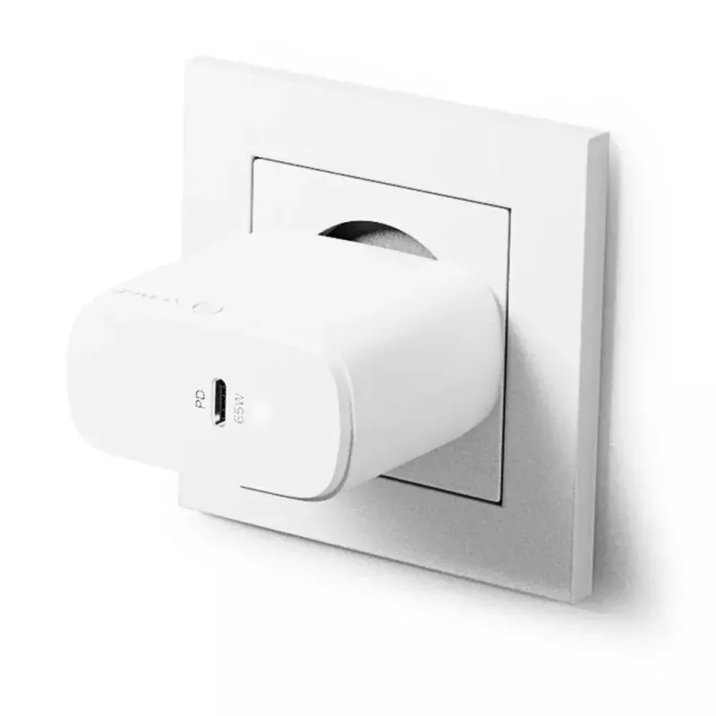 AC-laturi ALOGIC 1X65 Universal valkoinen