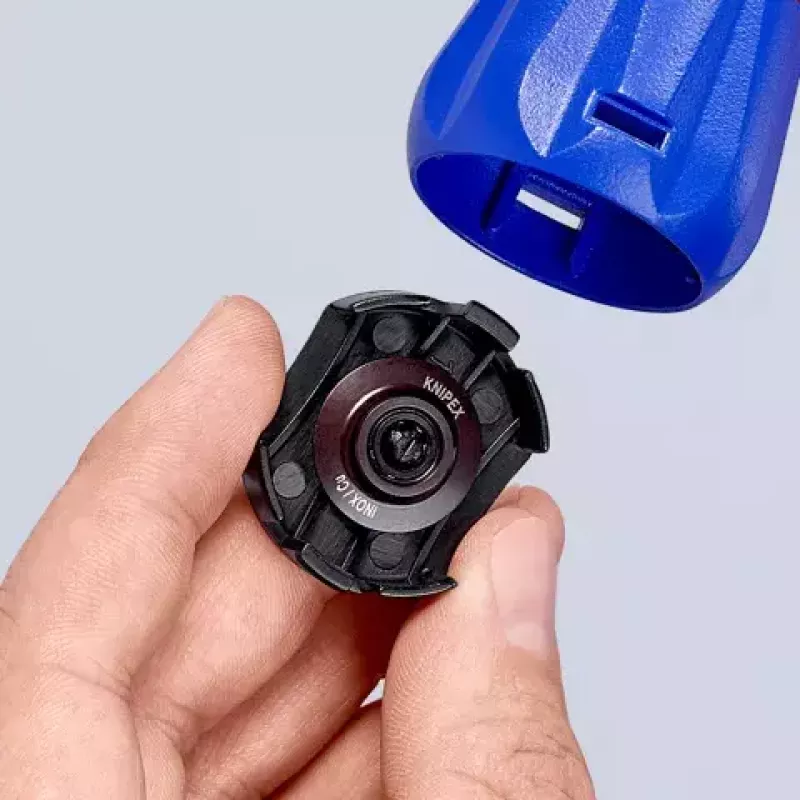 Putkileikkuri Knipex 90 31 03 BK sopii messingille, kuparille, teräkselle