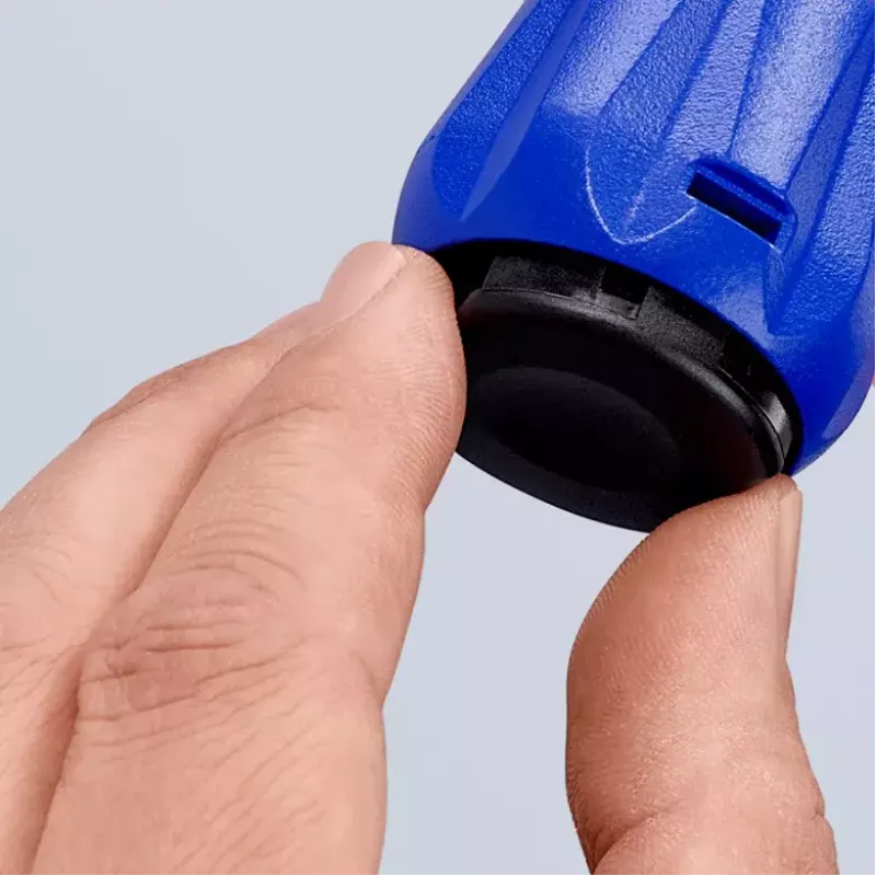 Putkileikkuri Knipex 90 31 03 BK sopii messingille, kuparille, teräkselle
