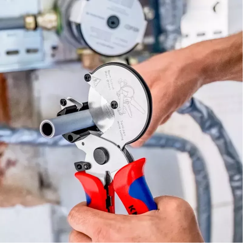 Knipex 90 25 25 putkileikkuri komposiitti- ja muoviputkille