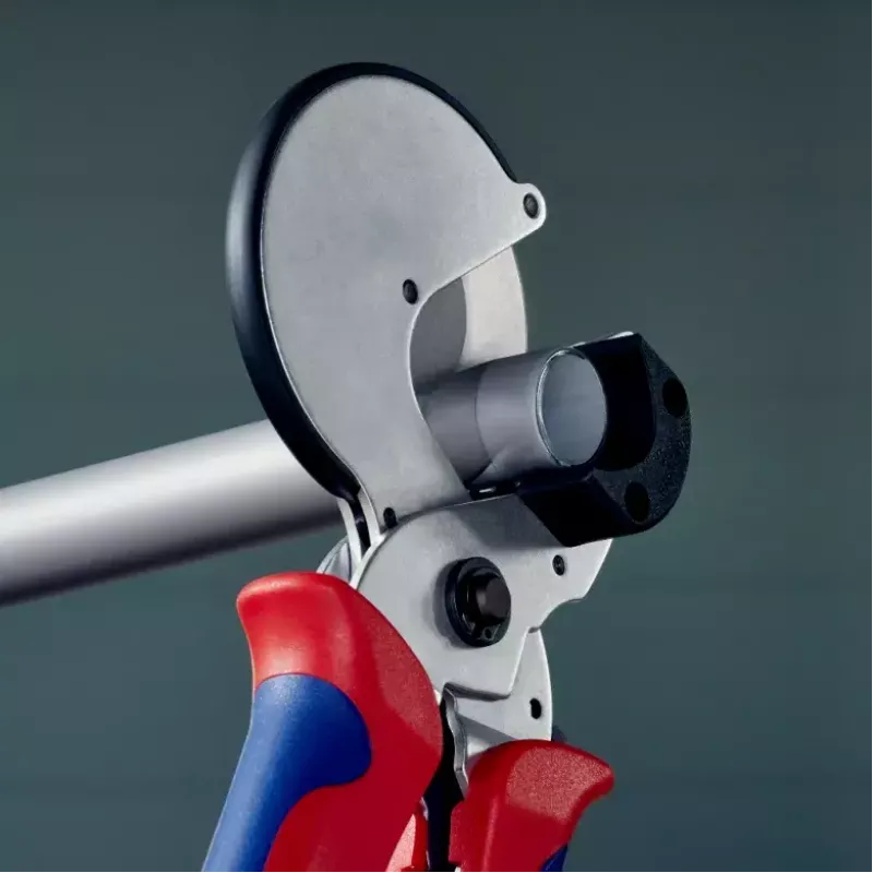 Knipex 90 25 25 putkileikkuri komposiitti- ja muoviputkille