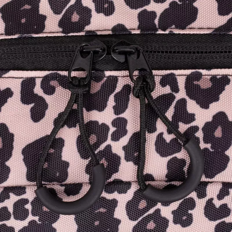 Rivacase 5421 Urban kannettavan reppu 13,3 tuumaa (33,8 cm), 14 l, leopardi