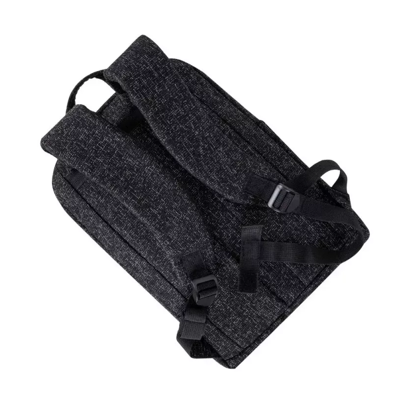Rivacase Anvik 7923 kannettavan tietokoneen reppu, 13,3 tuumaa (33,8 cm), musta