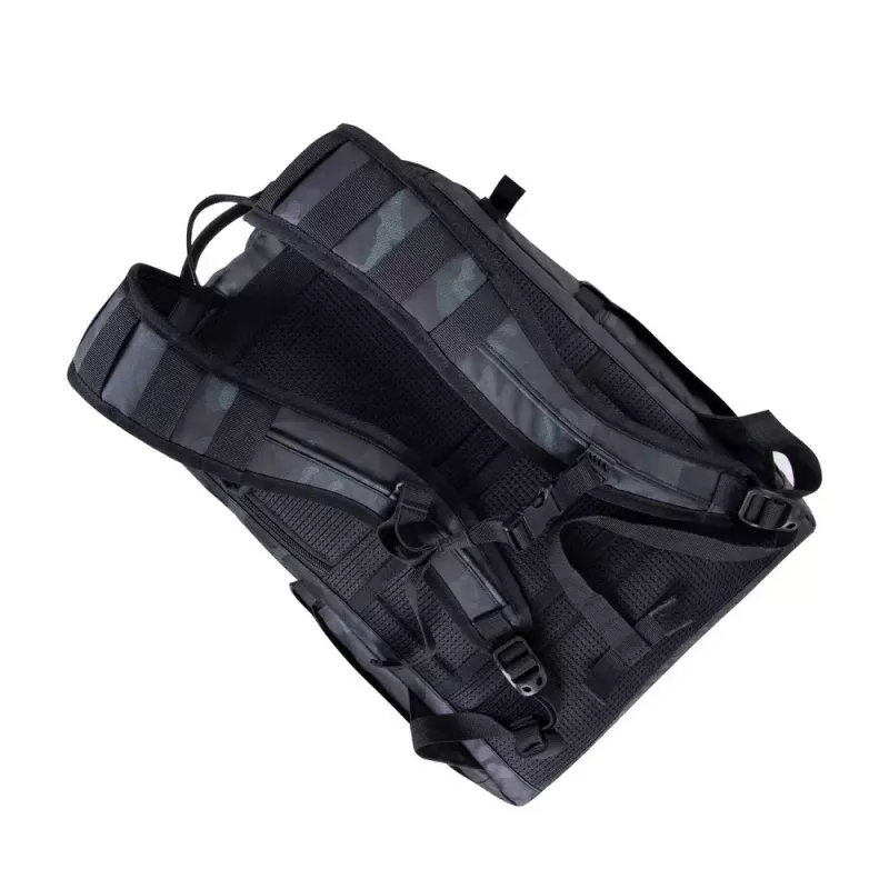 Reppu Rivacase Sherwood Camouflage polyesteri 320x220x480mm