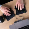 R-Go Tools ergonominen näppäimistö R-Go Split Break tauko-ohjelmistolla, ergonominen jaettu näppäimistö, QWERTY (US), Bluetooth, musta