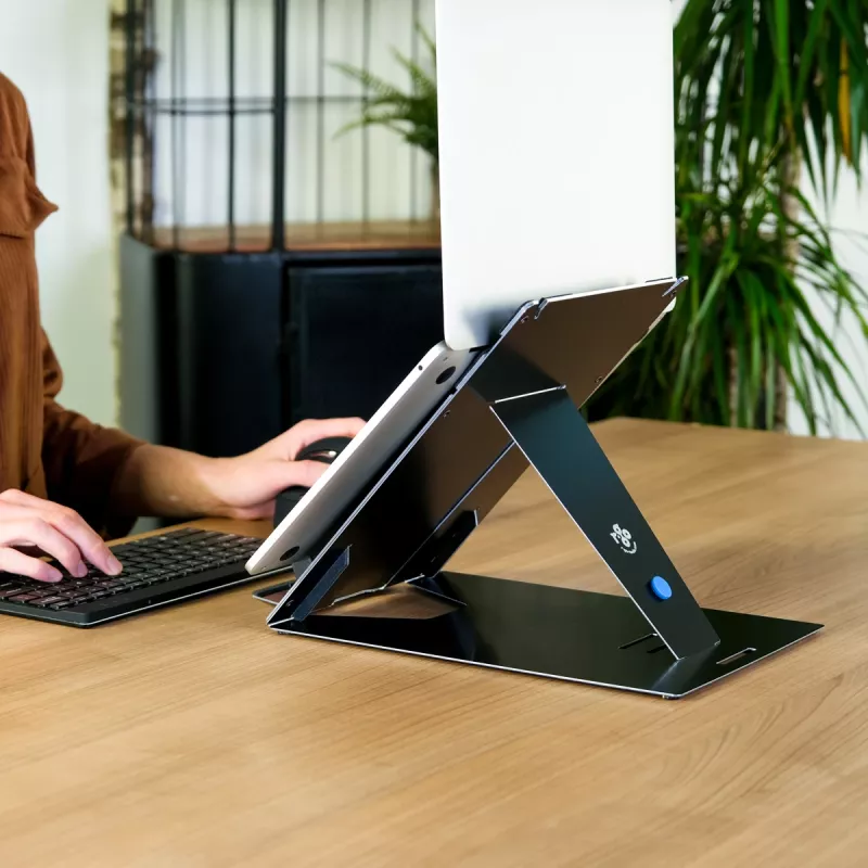 R-Go Tools tabletin ja kannettavan teline R-Go Riser Duo, sopii 10–22