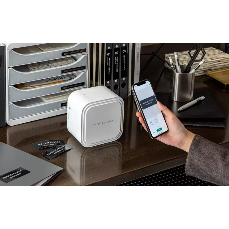 Brother P-touch CUBE Pro (PT-P910BT) ladattava tarrakirjoitin Bluetoothilla