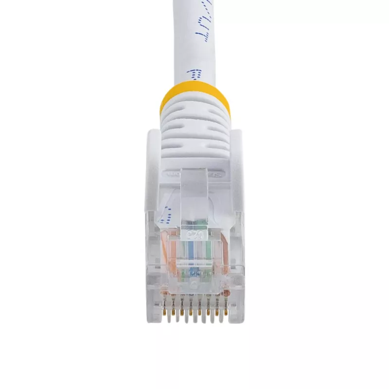 StarTech.com Cat5e-patchkaapeli snagless RJ45-liittimillä - 3 m, valkoinen