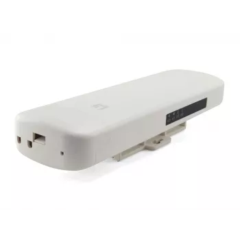 LevelOne N300 Outdoor PoE -langaton tukiasema, ohjaimella hallittava