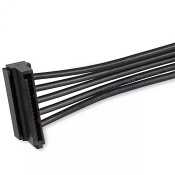 StarTech.com 4x SATA-virtahaaroitin-adapterikaapeli, SATA 15-napainen, 4 x SATA, 0,4 m, uros, naaras, musta