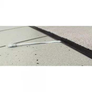 InLine litteä ultraohut patchkaapeli U/UTP Cat.6 Gigabit-yhteensopiva musta 3m