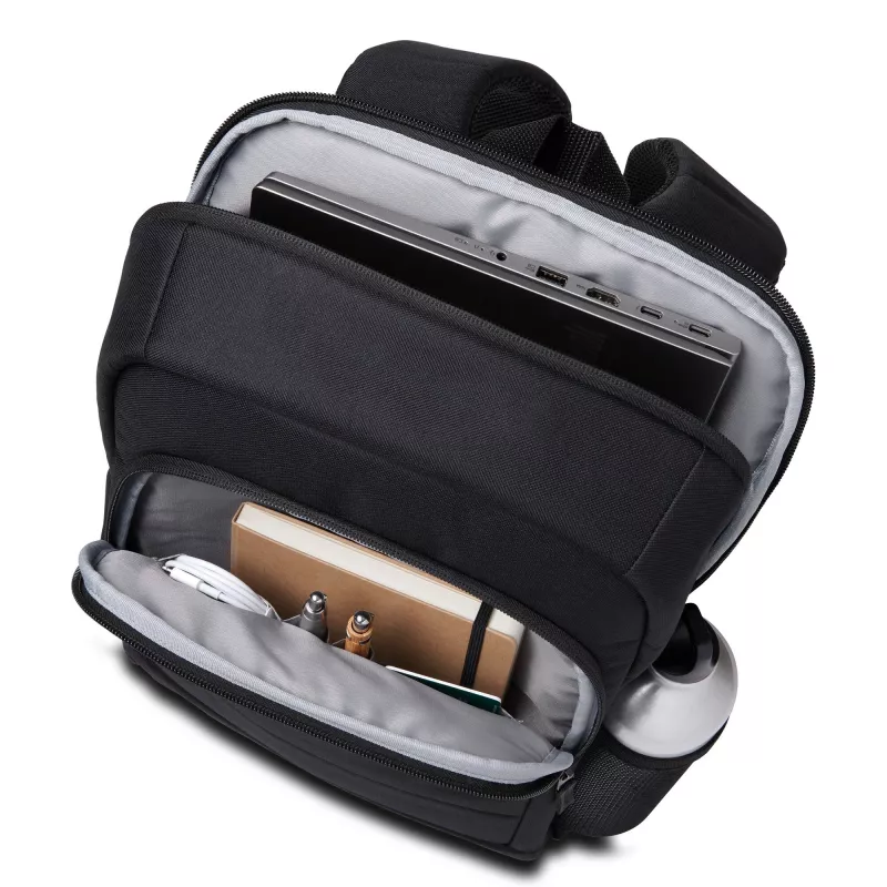 Reppu Kensington K60392WW 40,6 cm 16 inch musta