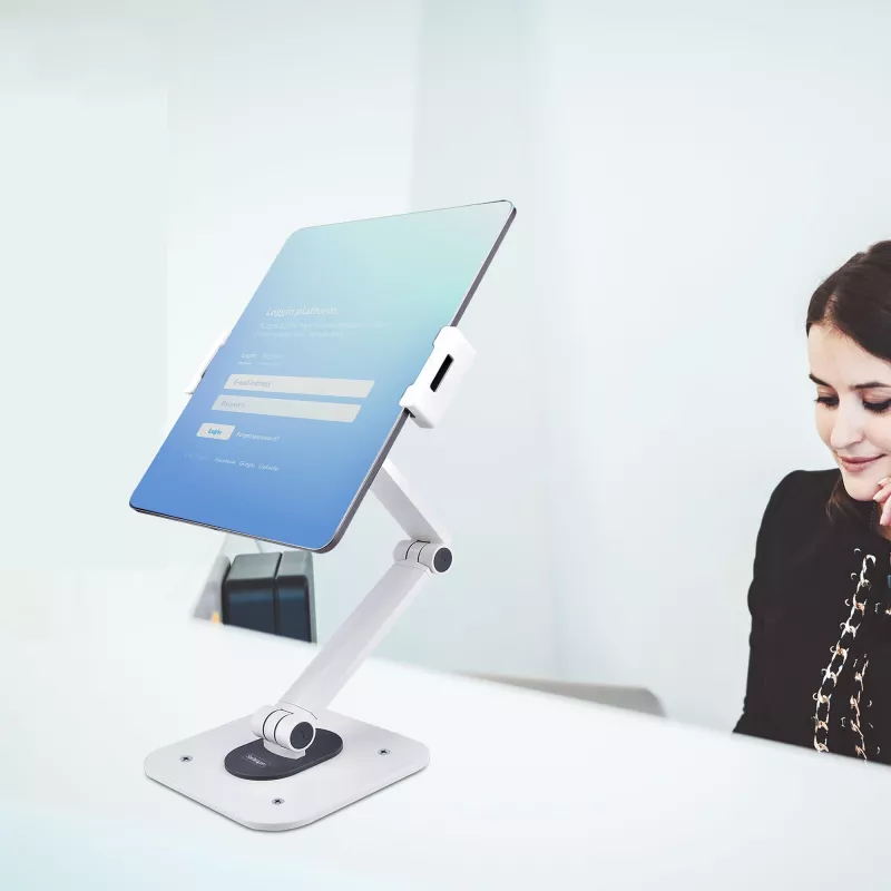 StarTech.com säädettävä tablettiteline työpöydälle – seinäkiinnitteinen – kapasiteetti 1 kg – ergonomisesti nivelletty yleismallinen tablettiteline – tablettipidike työpöydälle kääntyvä/kiertyvä/pyörivä