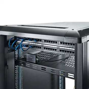 StarTech.com HDMI CAT5e - HDBaseT-jatko – virransyöttö kaapelin kautta – Ultra HD 4K – TAA
