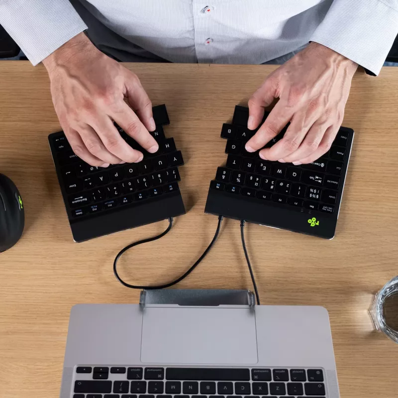 R-Go Tools Ergonomic näppäimistö R-Go Split Break v2 with break software, ergonominen jaettu näppäimistö, QWERTZ (DE), Wired, musta