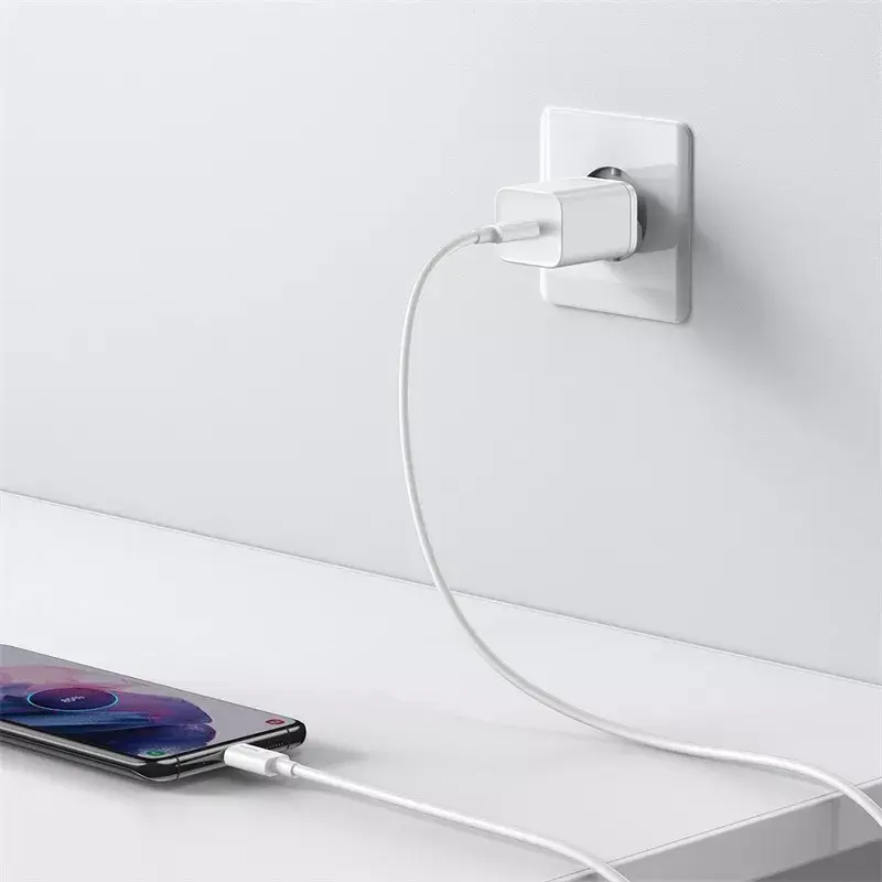 Baseus Super Si sisälaturi valkoinen pikalataus 12V 1xUSB-C