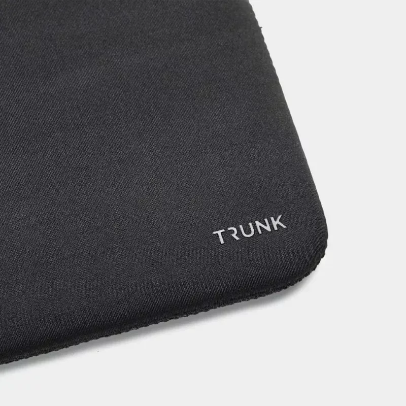 Trunk TR-ALSPRO14-BLK neopreenisuojus MacBook Pro 14" (35,6 cm) -tietokoneelle, musta