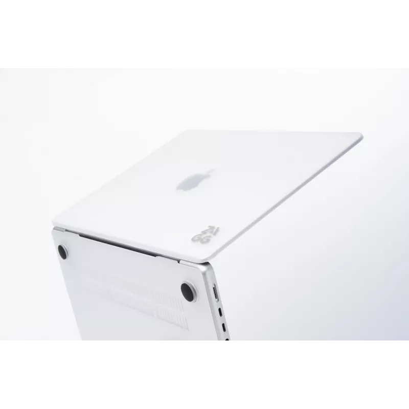 Zagg kovakuorikotelo MacBook Pro 16 M3/M2/M1 Clear – läpinäkyvä suojakuori