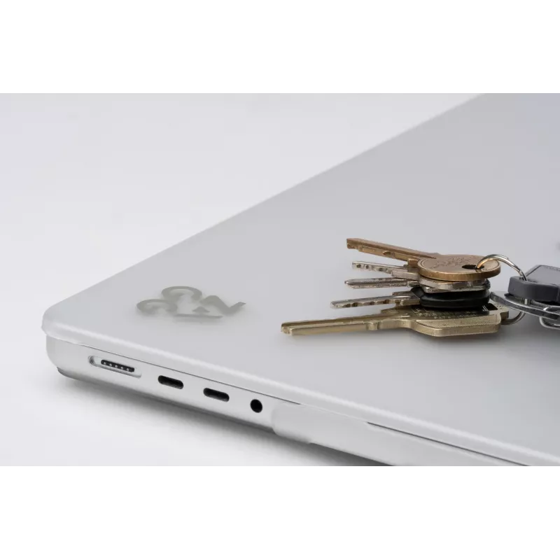 Zagg kovakuorikotelo MacBook Pro 16 M3/M2/M1 Clear – läpinäkyvä suojakuori