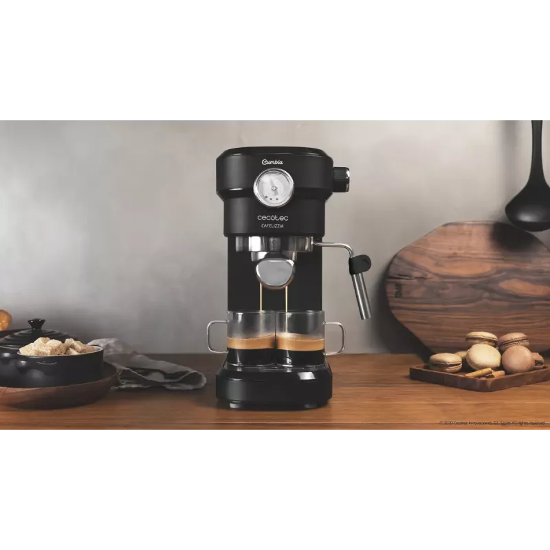 Cecotec Cafelizzia 790 Black Pro espressokeitin, 1,2 l, 20 bar, musta